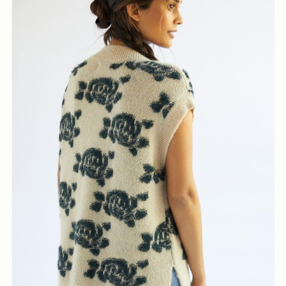 Anthropologie distressed floral sweater - Picture 3 of 5